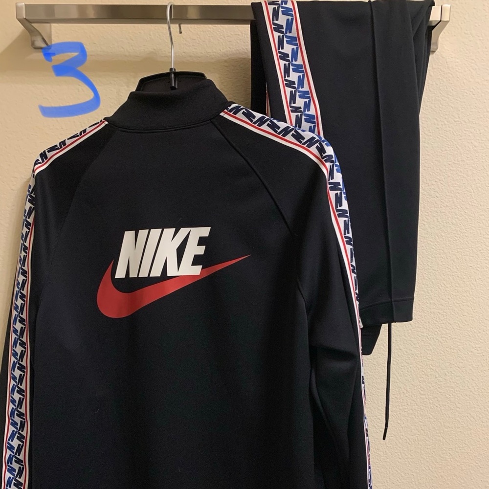 Nike track suit